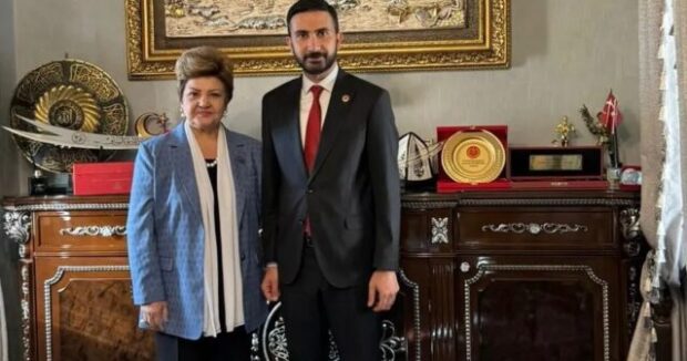 Tenzile Rustemxanli Turk Dunyasi Gencler Surasinin basqani ile gorusdu – FOTO