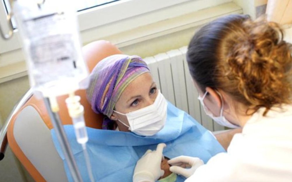 Usaq ve yeniyetmelerde onkoloji xesteliklerin mualicesi Xidmetler zerfine daxil edilecek