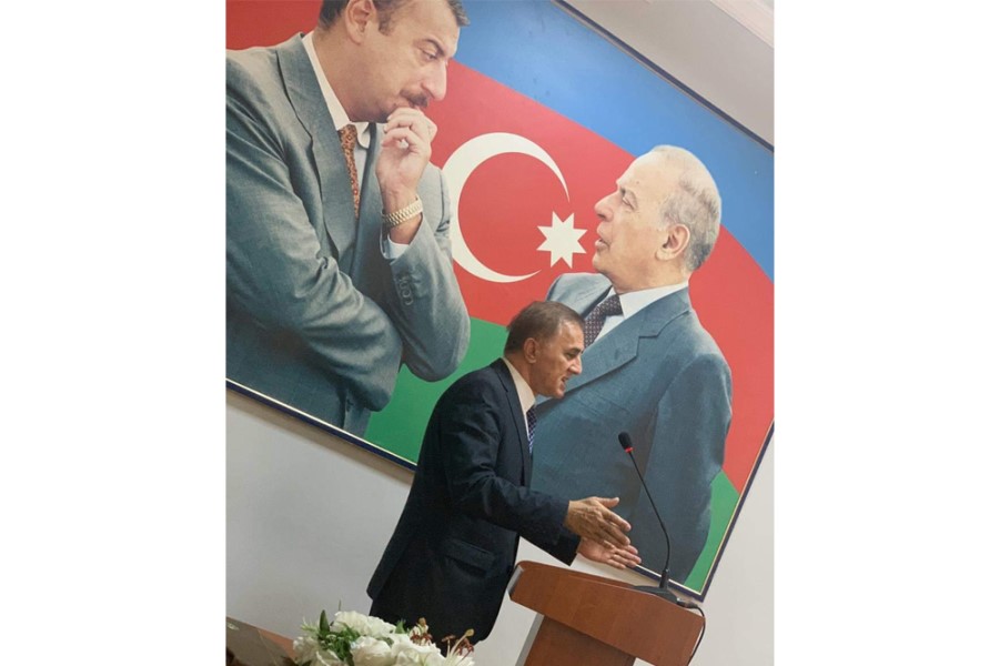 Azerbaycan gencliyi dovlet qaygisi fonunda yukselis dovrunu yasayir