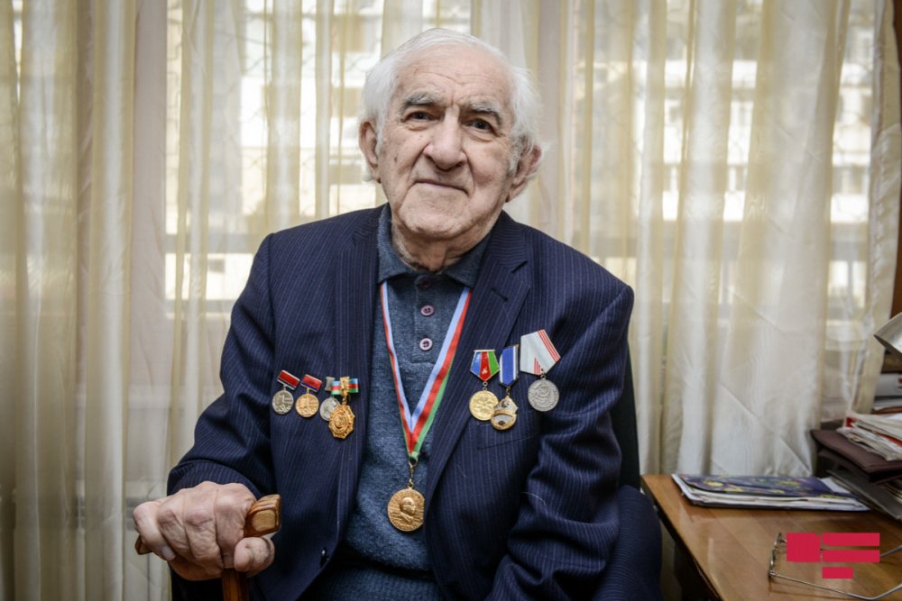 Tofiq Bakixanov “Emek” ordeni ile teltif edilib - SERENCAM