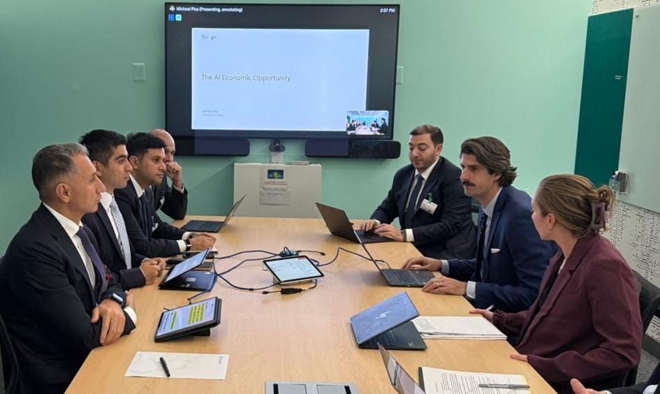 Resad Nebiyev “Google” sirketinin beynelxalq hokumet elaqeleri uzre rehberi ile gorusub